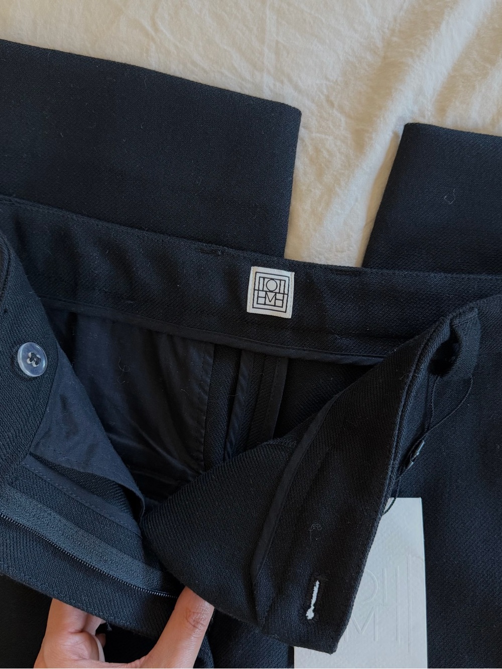 NWT Toteme Cotton Wool Twisted Seam Trousers - Picture 5 of 5